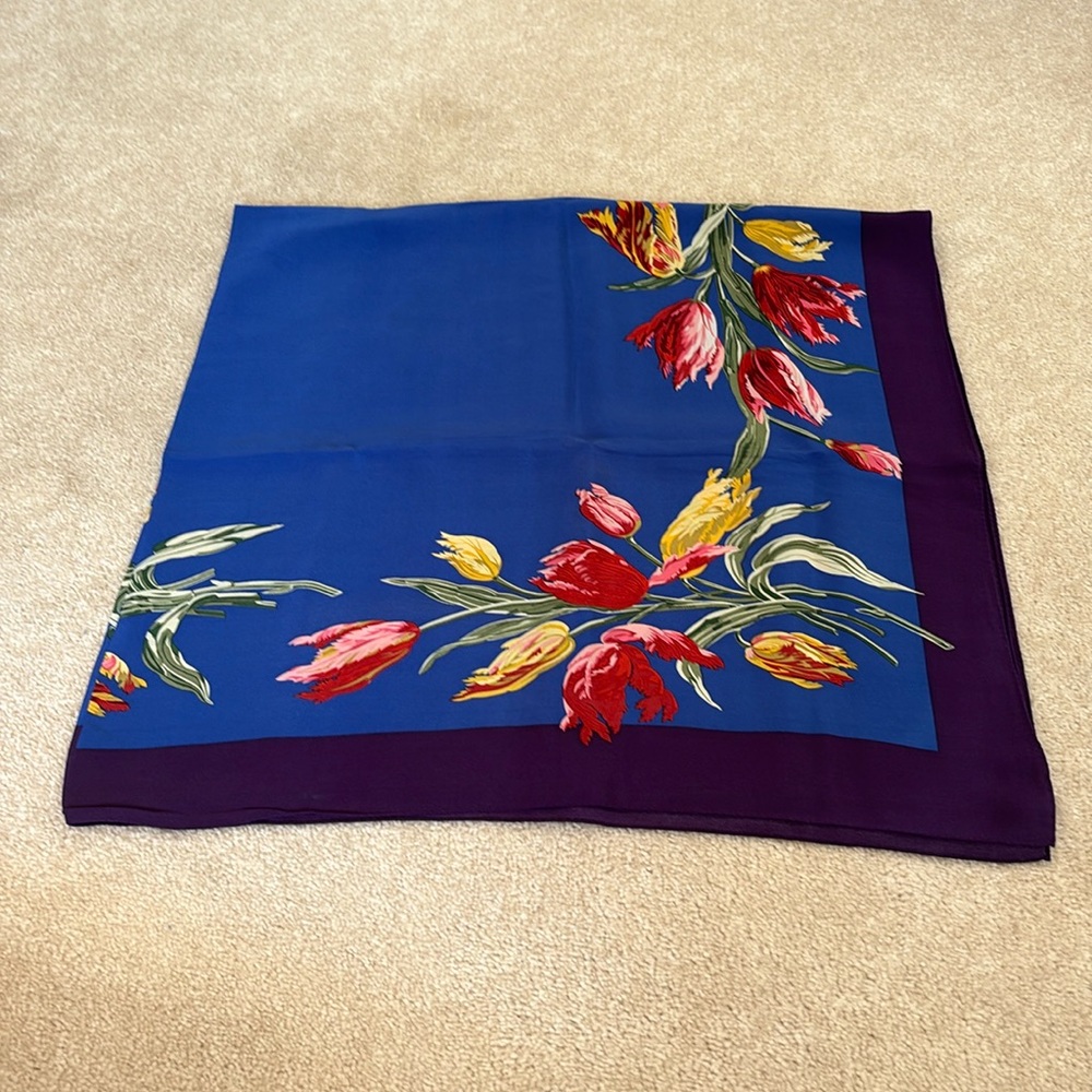 Parrot Tulip Shawl